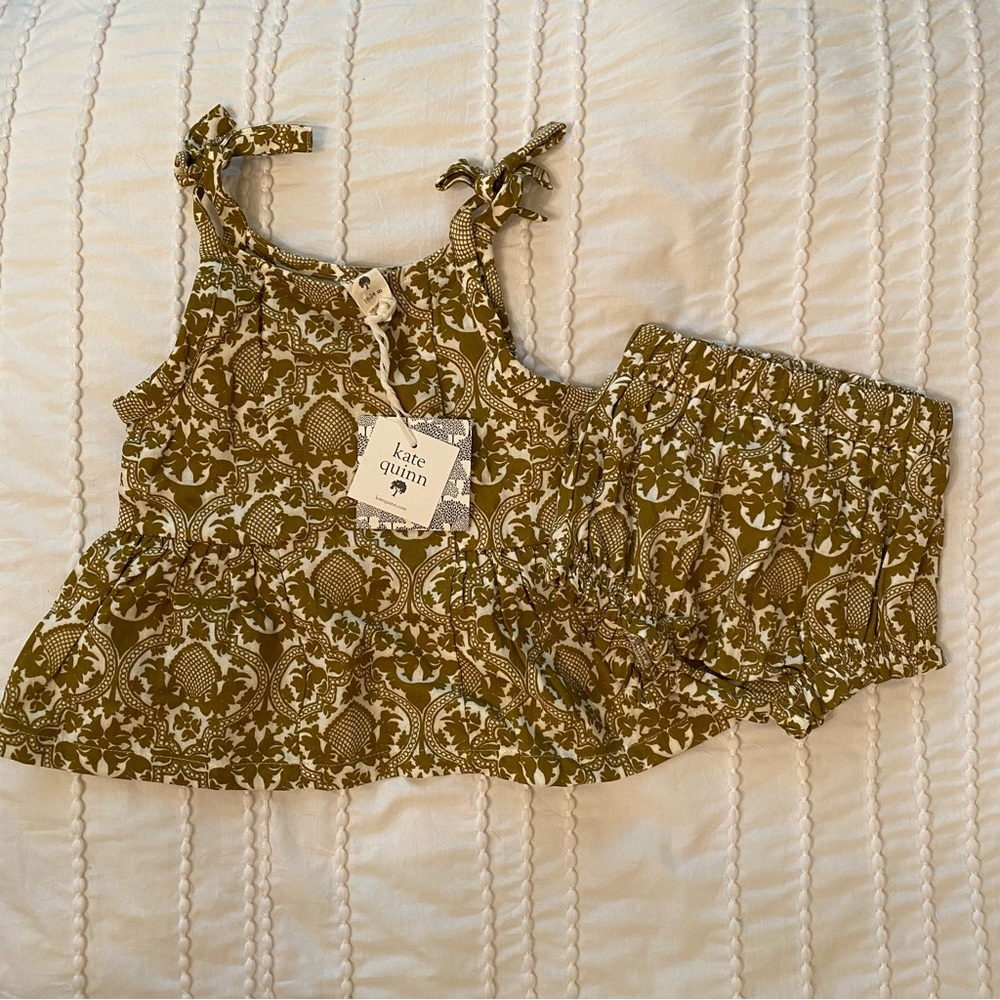 NWT Kate Quinn fennel folk floral spaghetti tie tank and bottom set